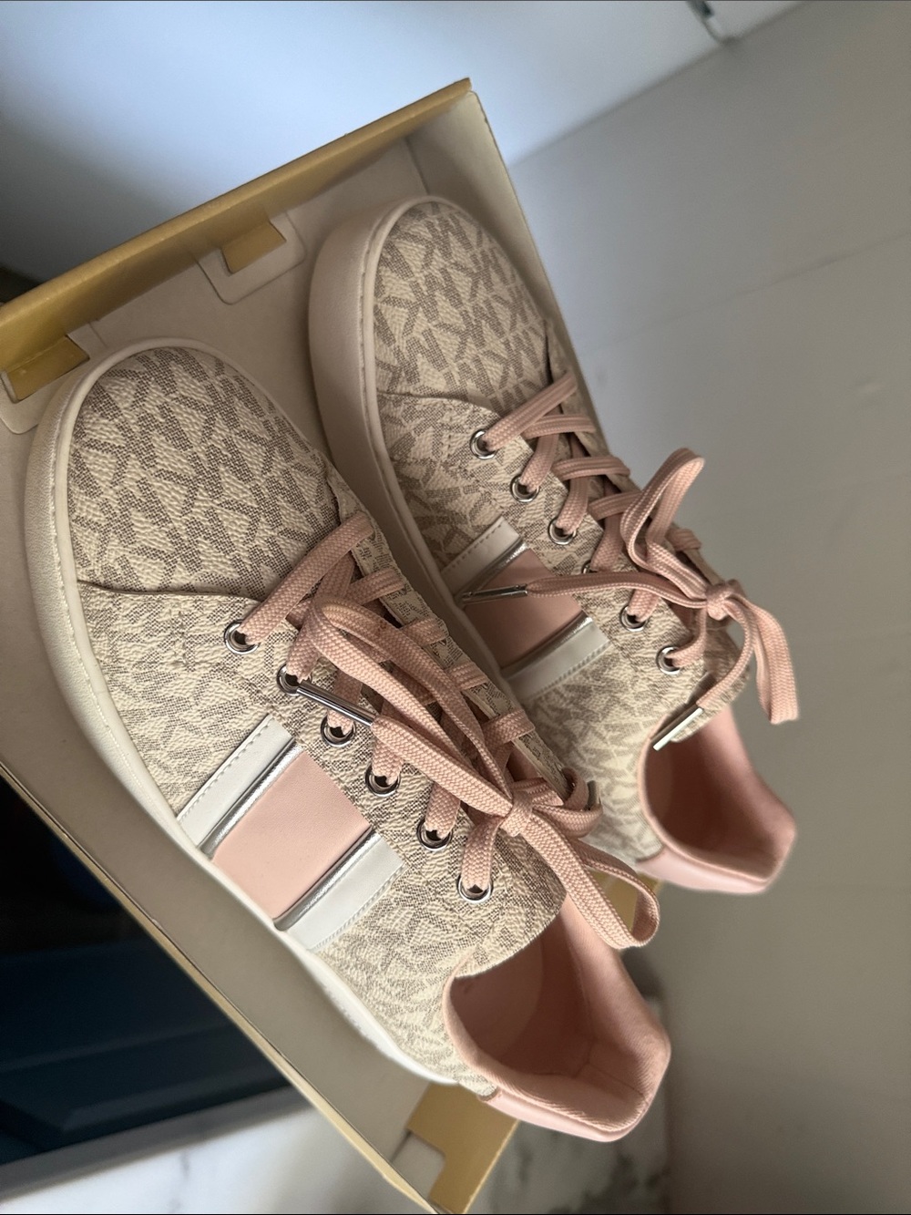 Michael Kors Beige & Blush Logo-Print Platform Sneakers - Picture 3 of 3